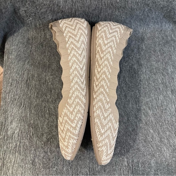 SKECHERS Sz 9.5 Cleo 2.0 Memory Foam Insole Scallop Top Almond Toe Ballet Flats - Picture 4 of 11